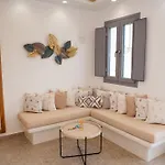 Anais Of Naxos Ajía Ána