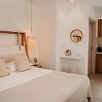 Anais Of Naxos Hotel 3*