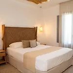 Hotel Anais Of Naxos 3*