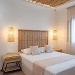 Hotel Anais Of Naxos 3*