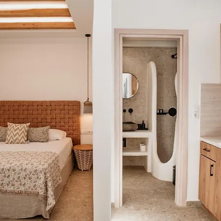 Anais Of Naxos Agia Anna (Naxos)