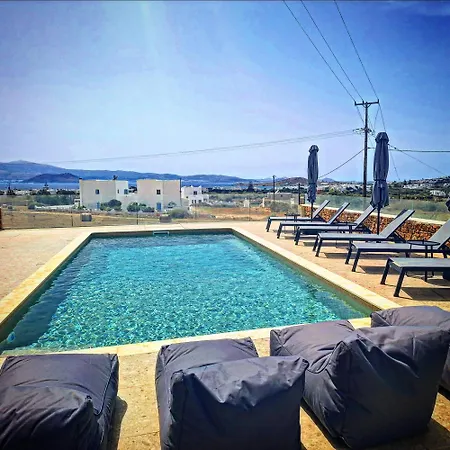 Anais Of Naxos Hotell 3*