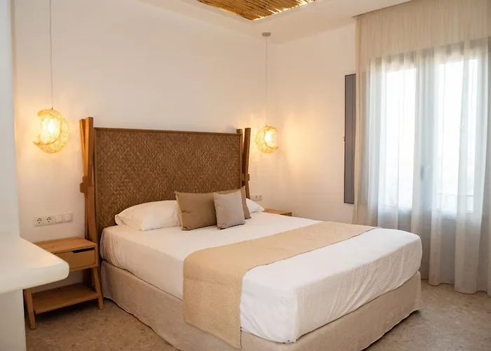 Hotel Anais Of Naxos 3*