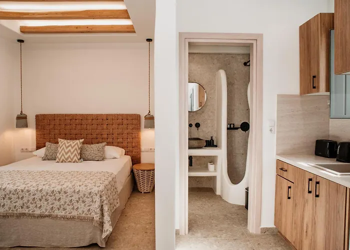 Anais Of Naxos Agia Anna (Naxos)