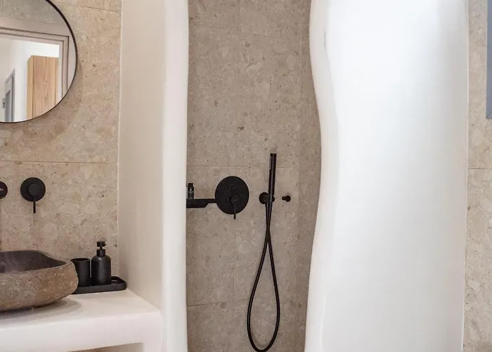 Anais Of Naxos Agia Anna (Naxos)