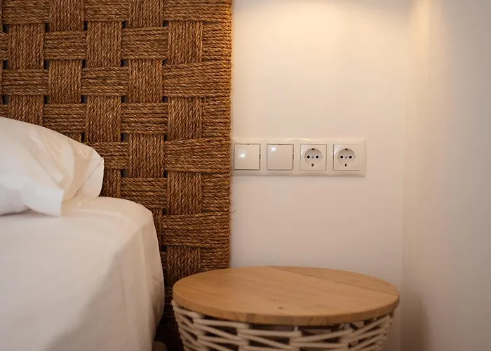 Anais Of Naxos Hotel