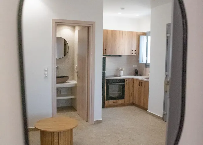 Hotel Anais Of Naxos 3*