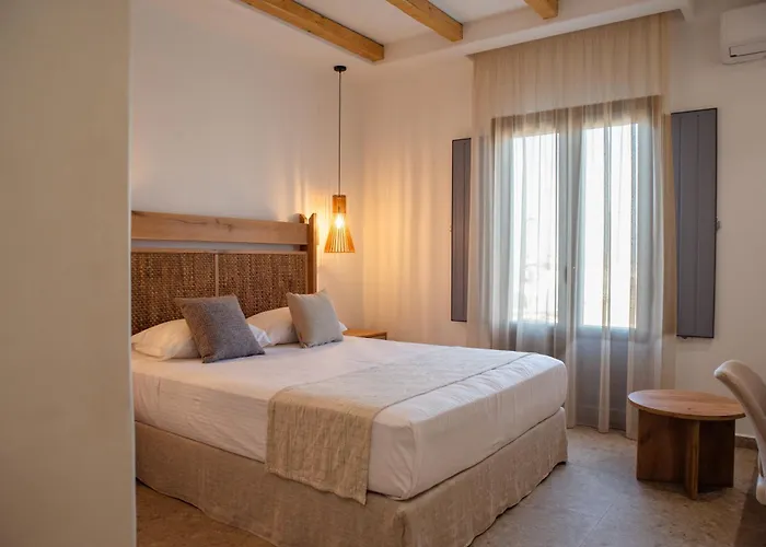 Anais Of Naxos Agia Anna (Naxos)